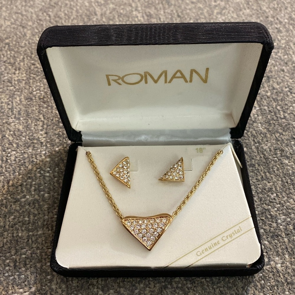 Roman Matching Earrings Necklace Set